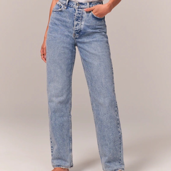 Abercrombie and Fitch Dad Jeans SHORT - Picture 1 of 4